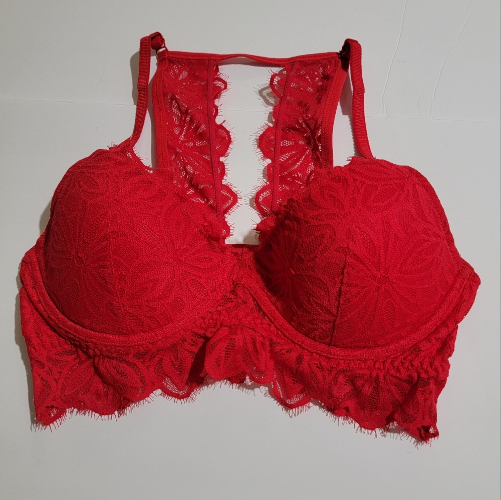 PINK Victoria's Secret Rich Red Date Lightly Lined Lace Bralette Size Medium